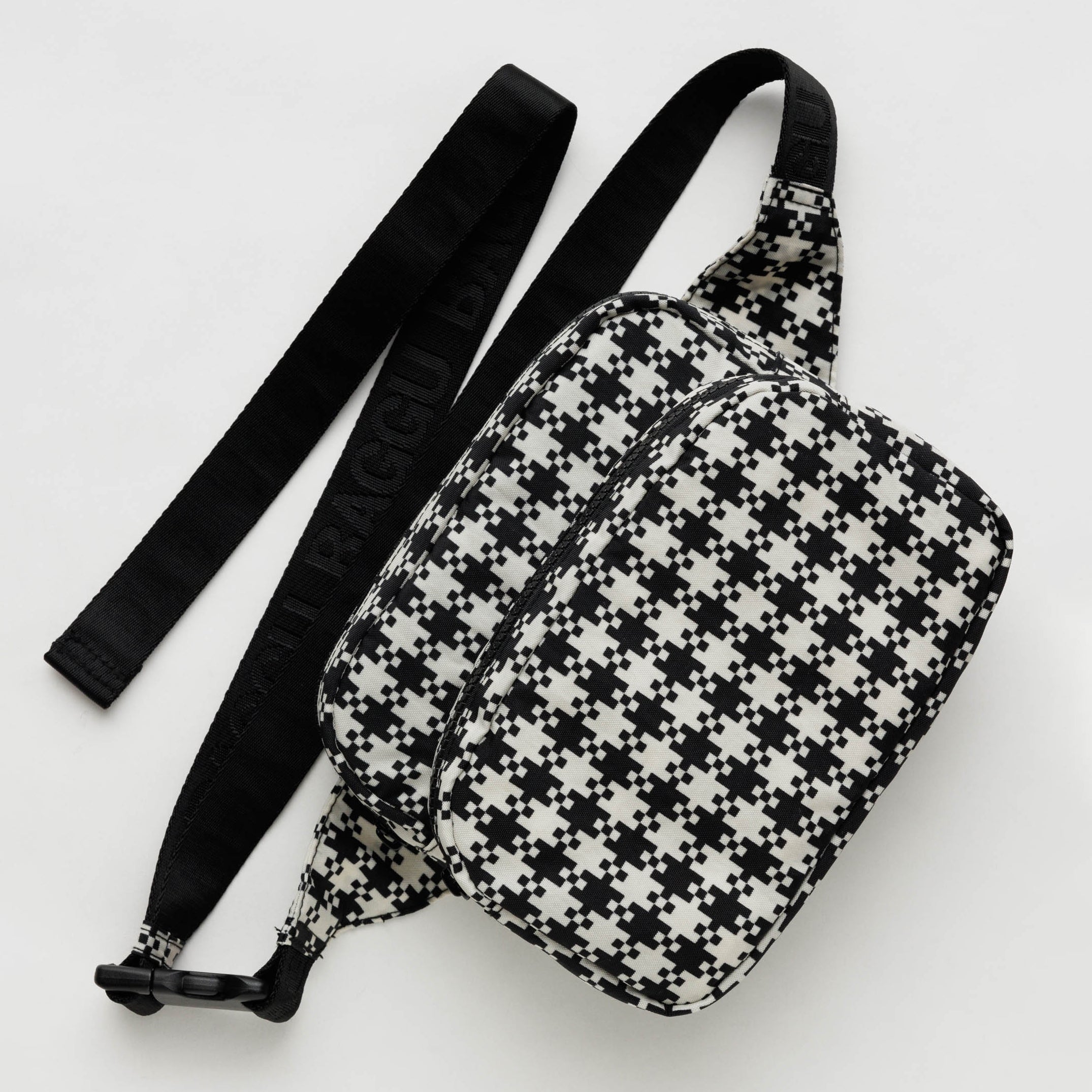 Black and white checkered bum bag best sale